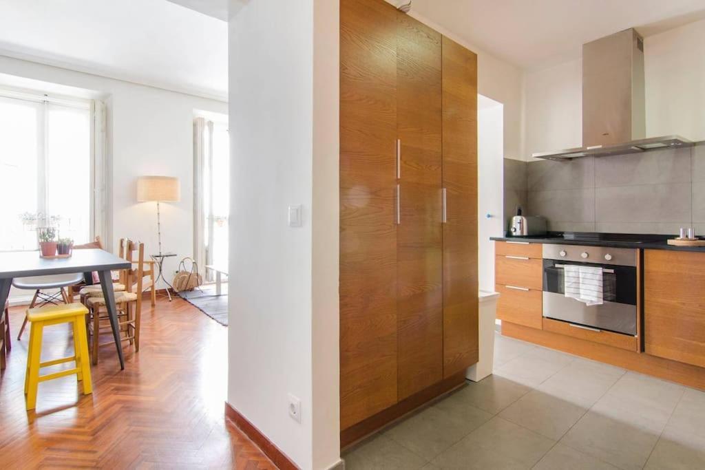 Malasana Beautiful Design Apartment 2Bed 2Bath マドリード エクステリア 写真