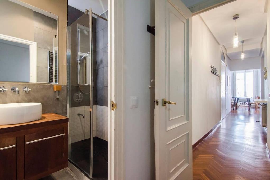 Malasana Beautiful Design Apartment 2Bed 2Bath マドリード エクステリア 写真